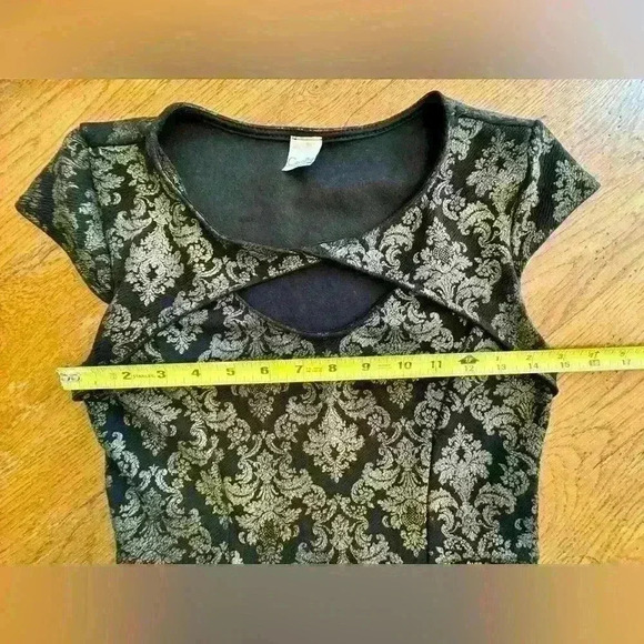 Women’s black and gold stretchy fitted formal dress by Carolina made in USA - Picture 11 of 13